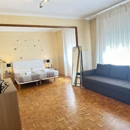 Rooms Villaroel Barcelona Eksteriør billede
