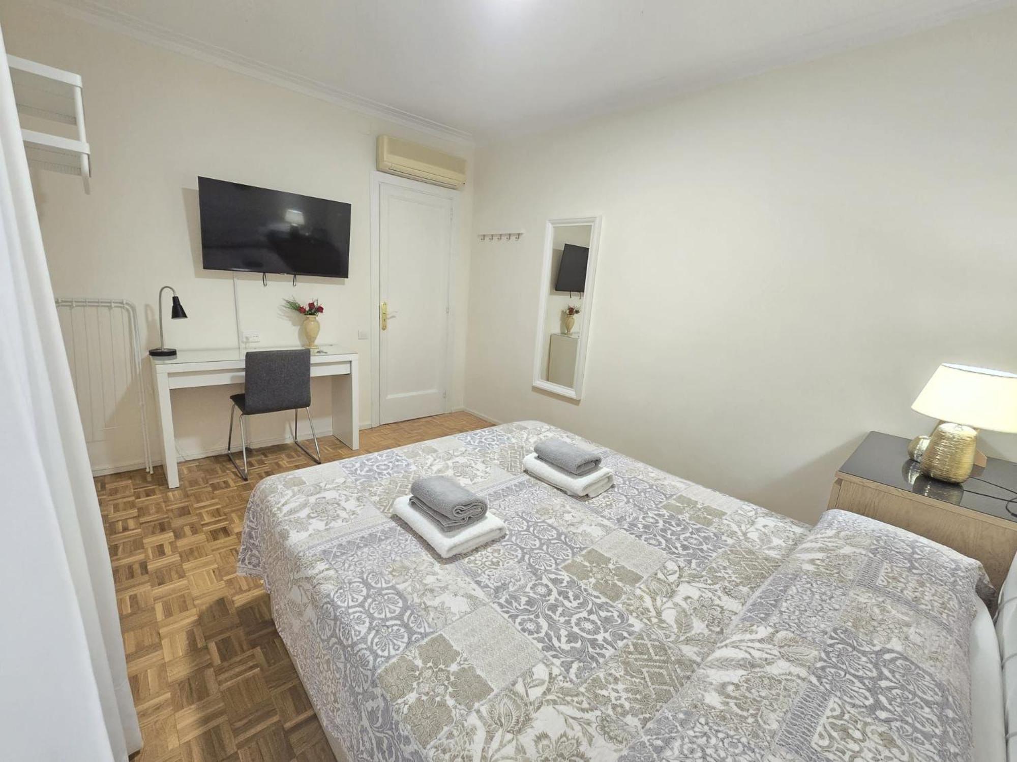 Rooms Villaroel Barcelona Eksteriør billede
